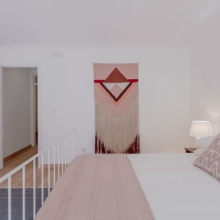 Bright & Spacious With Orange Tree Patio, By Timecooler Lisboa Eksteriør billede