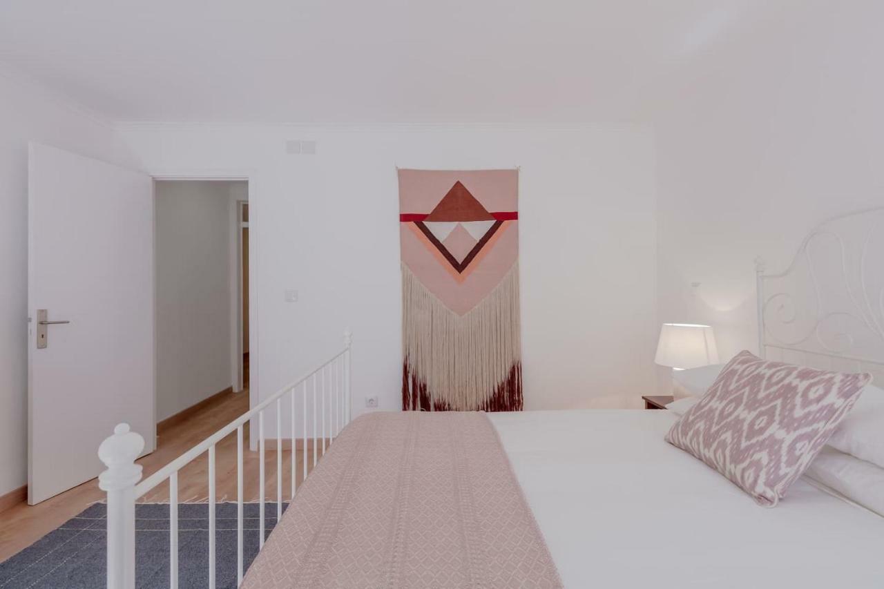 Bright & Spacious With Orange Tree Patio, By Timecooler Lisboa Eksteriør billede